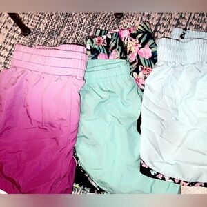 Girls shorts bundle. YL